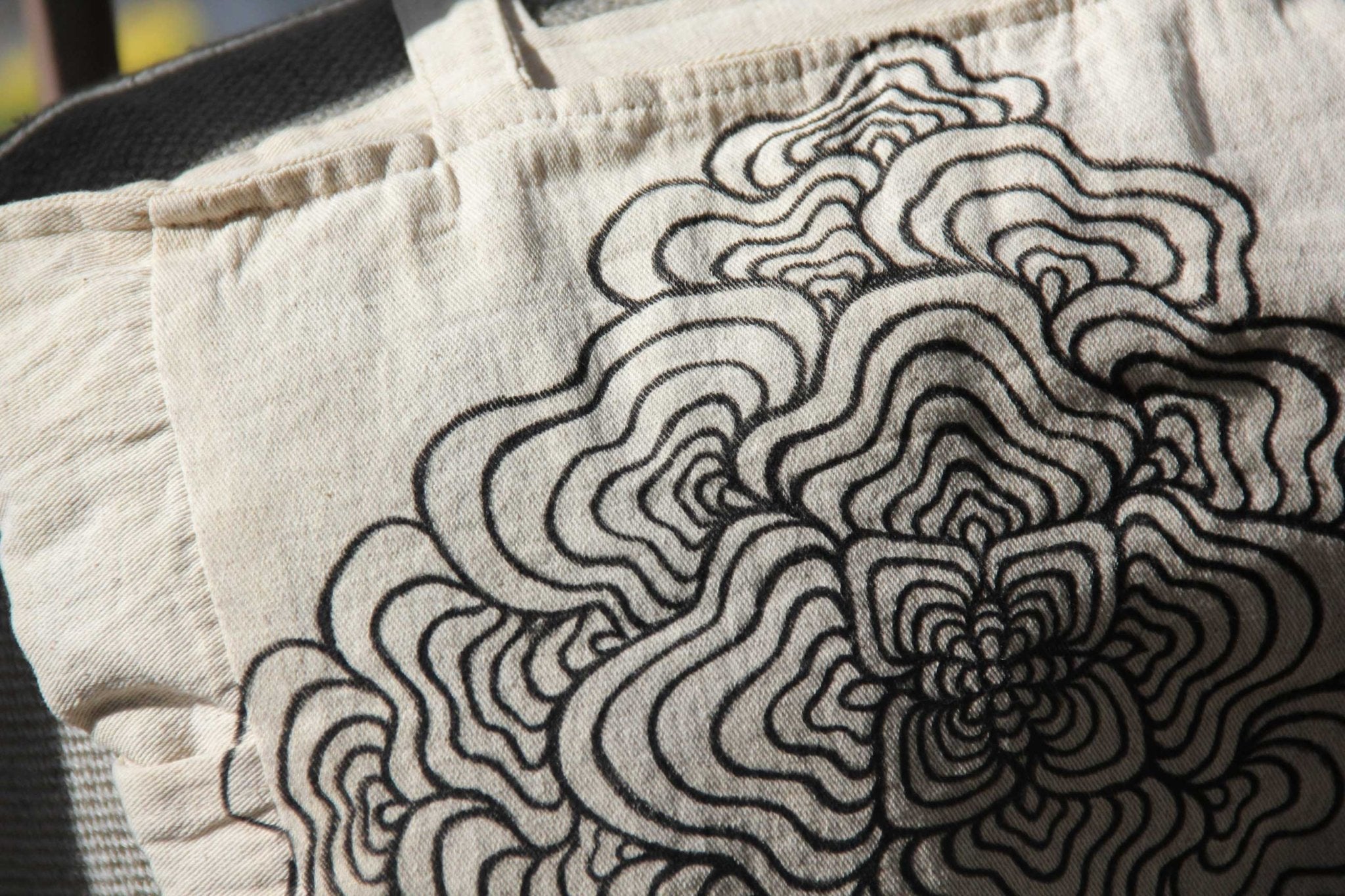 Hand - Painted Nature - Inspired Linen Bag w/pockets - Large | 100% Cotton - Crystel Samia Universe - Linen Tote Bag - 